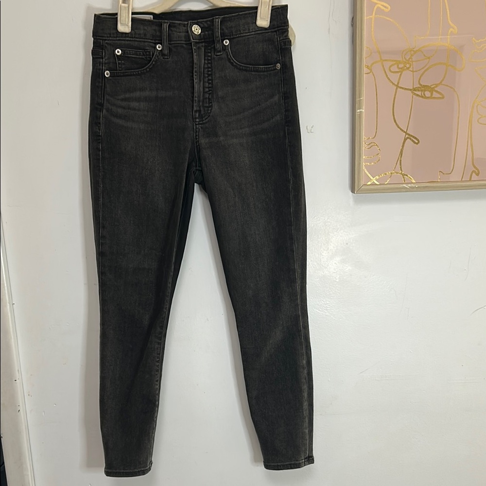 Gap True Skinny High Rise Women's Black Jeans- size 25/0 Petite